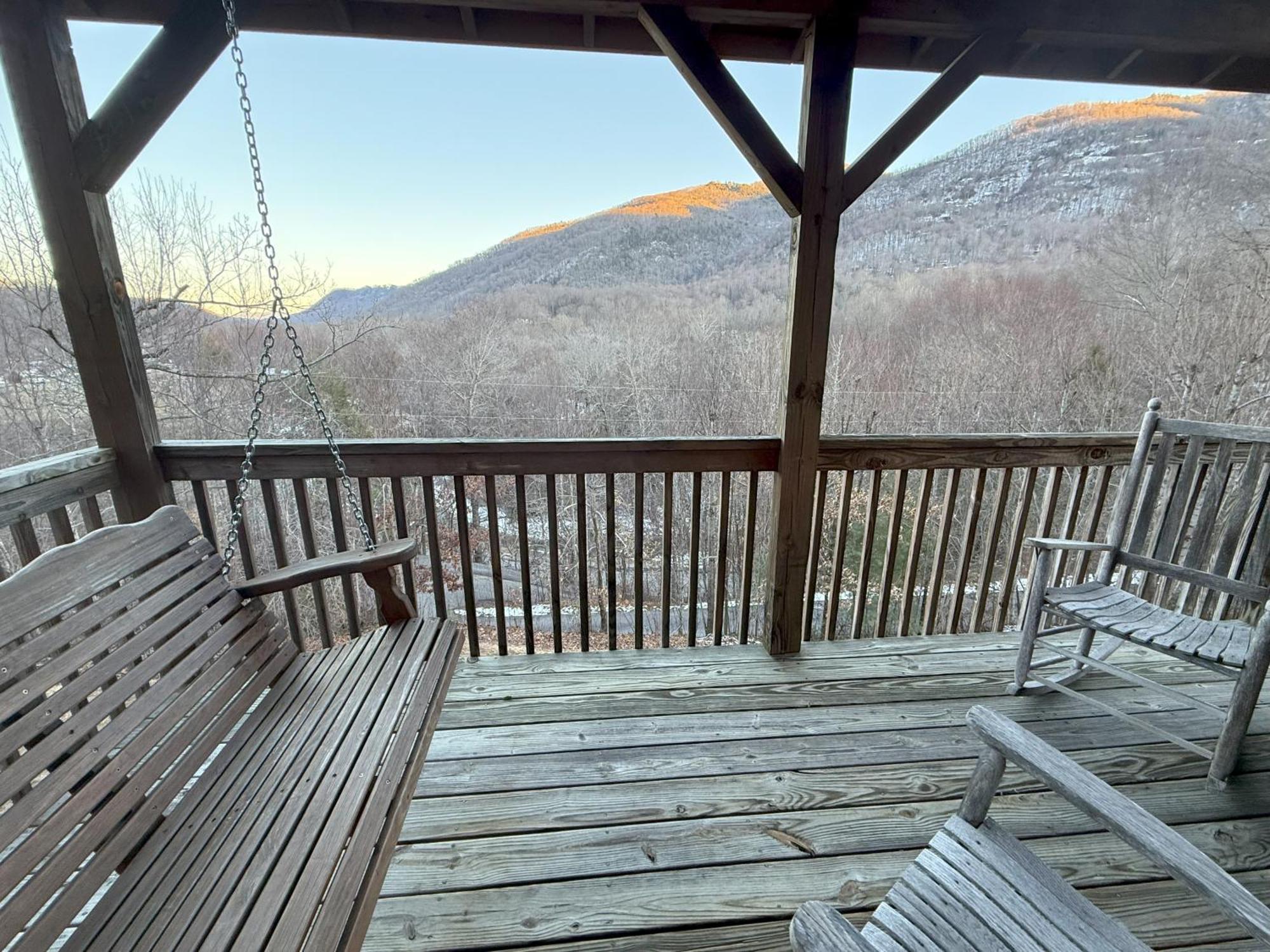 Cozy Bear Cabin-Stunning Mountain View, Dogs Welcome With Pet Rate Мегги-Вэлли Экстерьер фото