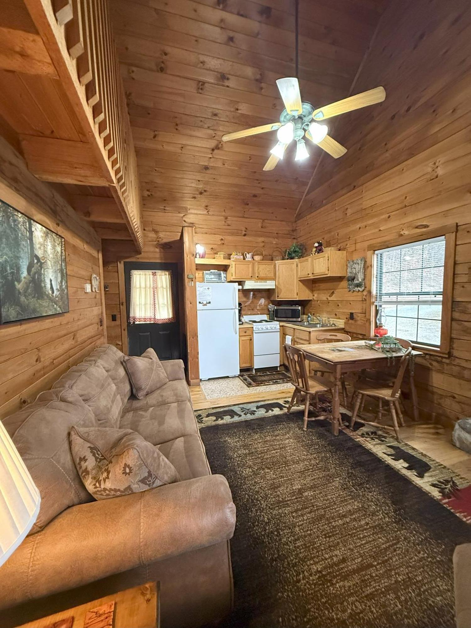 Cozy Bear Cabin-Stunning Mountain View, Dogs Welcome With Pet Rate Мегги-Вэлли Экстерьер фото